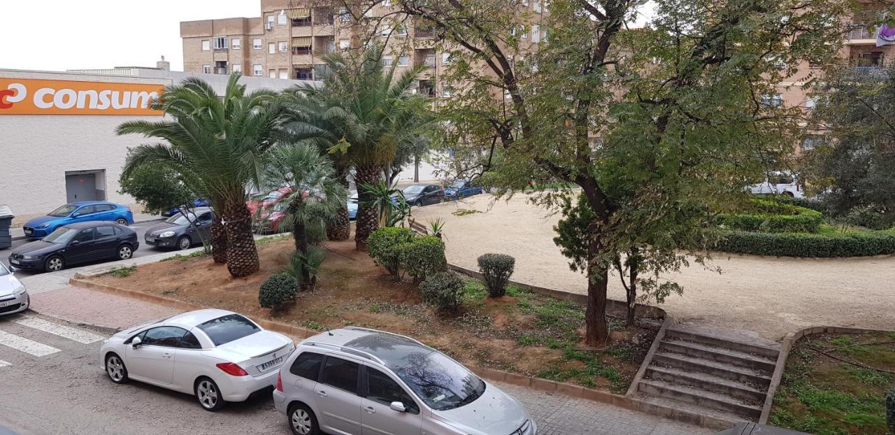 Habitacion Privada Cerca De Valencia En Vivienda Compartida Paterna Dış mekan fotoğraf
